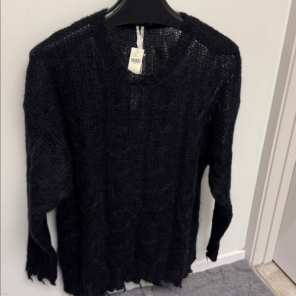 New Anthropologie Black  Knit Sweater XL Italy made
